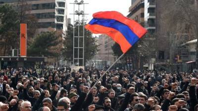 Оппозиция обозначила «фатальный выбор» для Армении на фоне передела зон влияния