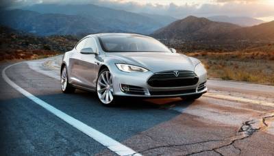 Акции Tesla подскочили до нового исторического максимума