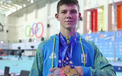 Украинский гимнаст завоевал бронзу чемпионата мира