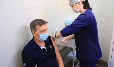 Минздрав разрешил одновременную вакцинацию против ковида и гриппа