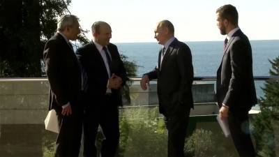 Президент РФ в Сочи провел переговоры с новым премьер-министром Израиля