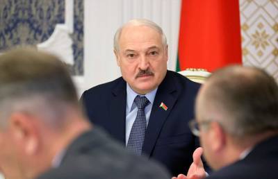 Лукашенко пригрозил чиновникам: Любое неисполнение – работать вы со мной не будете!
