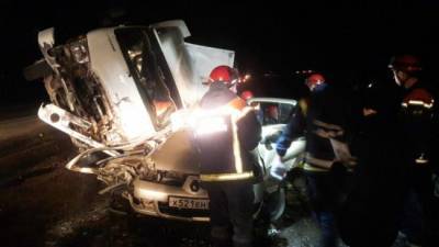 Пять человек пострадали в столкновении девяти автомобилей в Саратове