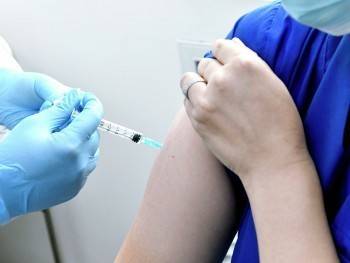 Минздрав ответил на вопрос об одновременной вакцинации от гриппа и ковида