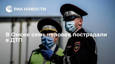 В Омске пострадали семь человек при столкновении троллейбуса и маршрутки