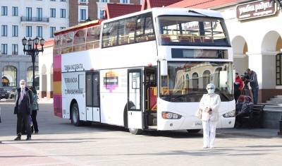 Для жителей и гостей Уфы начали работать ночные автобусные экскурсии для взрослых