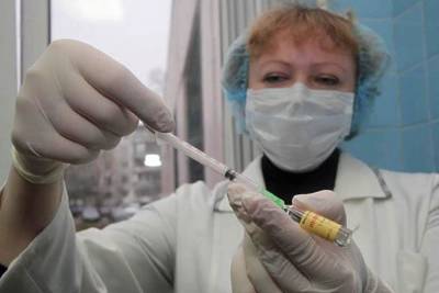 Министр здравоохранения Карелии разрешил одновременные прививку от гриппа и коронавируса