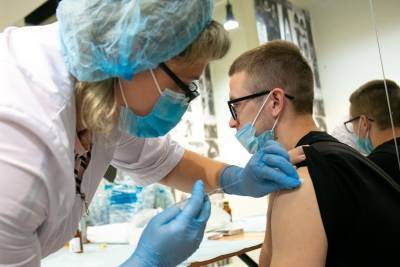 В Санкт-Петербурге медиков задержали за фиктивную вакцинацию