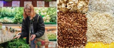 Супермаркеты обновили цены на популярные крупы и овощи в октябре