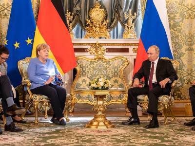 Меркель заявила о серьезных разногласиях с Путиным