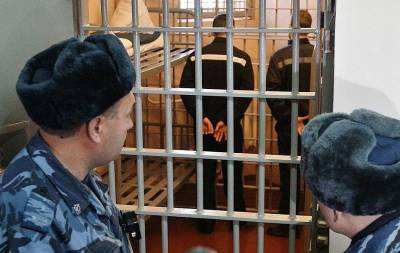 В смоленских колониях и СИЗО снова приостановлены свидания заключенных с родственниками