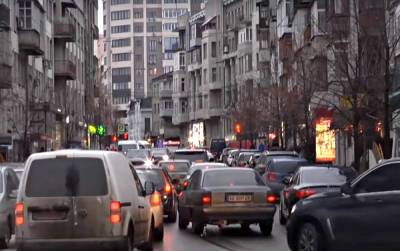 Уже с 1 ноября: украинских водителей ждут кардинальные изменения на дорогах - что нужно знать