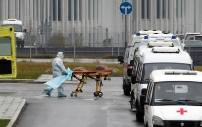 В Харькове два человека попали в больницу с ботулизмом