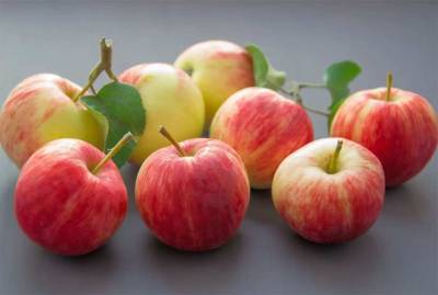 Врач Ковальков посоветовал есть залежавшиеся яблоки для избавления от «плохого» холестерина