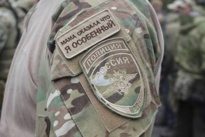 Алексей Дюмин поздравил бойцов спецназа с Днем подразделений спецназначения