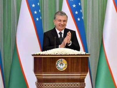 Глава Узбекистана Мирзиёев проголосовал на президентских выборах