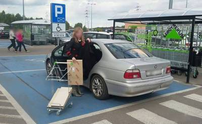 Кому в Украине можно парковаться на местах для инвалидов без риска получить штраф
