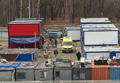 Следователи начали проверку после смерти мужчины на стройплощадке ЛДС в Новосибирске