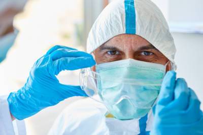 В Ленобласти за сутки коронавирусом заболели 327 человек