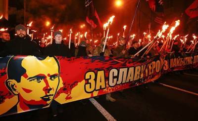 Деловая столица: украинцев превращают в бандеровцев