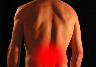 Онкологи: Боль в спине может сигнализировать о раке мочевого пузыря