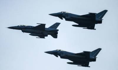 Курс на милитаризацию! НАТО ввело в эксплуатацию авиабазу в Латвии