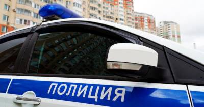 Полицейские задержали проституток из борделя в пятиэтажке в Москве