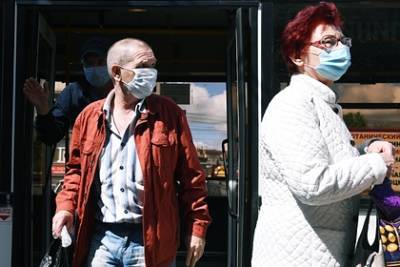 Водителям автобусов в российском регионе запретят везти пассажиров без масок