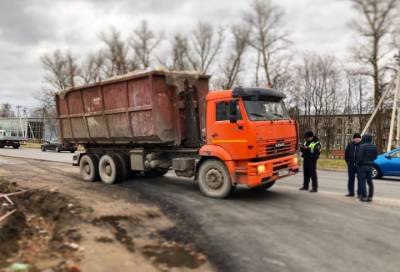 Во Всеволожском районе экопатруль проверил грузовые автомобили
