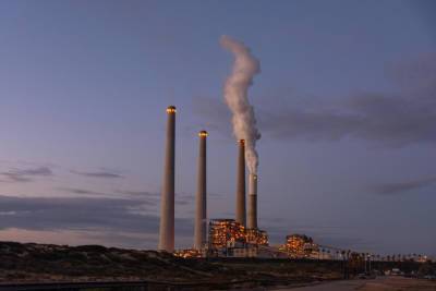 Беннет призвал ускорить переход к «безуглеродной» экономике