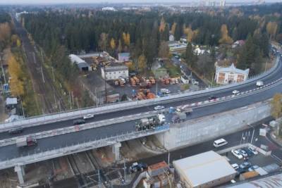 Дорожники запланировали на 30 октября открытие путепровода во Всеволожске