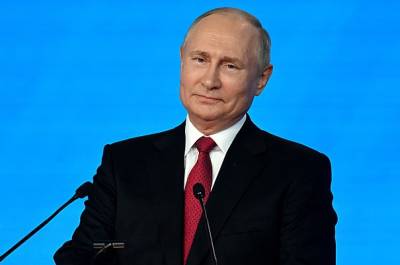 Политолог Кевехази: На форуме "Валдай" Путин поставил точный диагноз Европе и США