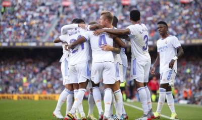 Мадридский "Реал" обыграл "Барселону" в матче чемпионата Испании