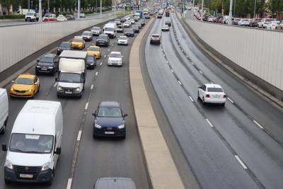 Движение транспорта по Зацепскому Валу в столице восстановили после массового ДТП
