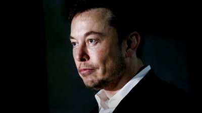Илон Маск сообщил о приостановке тестирования нового автопилота Tesla из-за неполадок