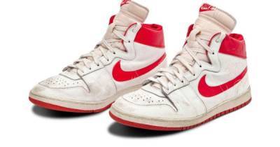 Кроссовки Майкла Джордана ушли с молотка за рекордную цену в $1,47 млн