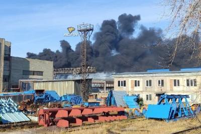 Дым от горящих покрышек заволок Новосибирск