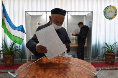 Явка на выборах президента Узбекистана к закрытию участков составила 80,8%
