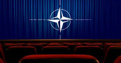 Нам незачем служить декорацией к спектаклю НАТО