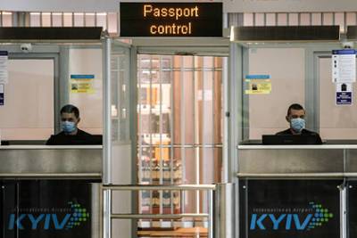 На Украине признали нецелесообразным вводить визовый режим с Россией