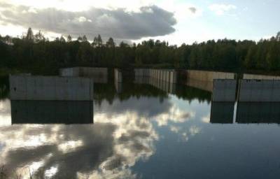 Фотографии секретного подводного бункера в Тверской области публикуют в соцсетях