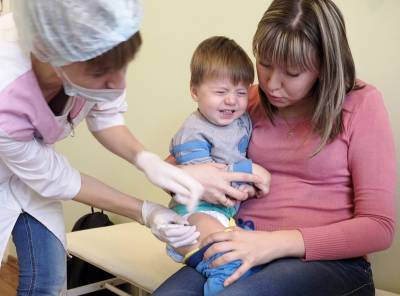 Названы побочные эффекты российской детской вакцины от коронавируса