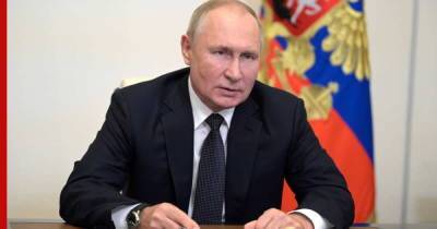 Путин поручил выделить работающим россиянам два выходных для вакцинации