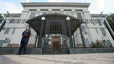 МИД РФ: К задержанному россиянину Косяку консулов ещё не допустили