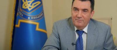 Данилов считает, что в Украине должна быть жесткая президентская власть