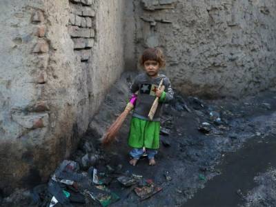 “Дети будут умирать“. ООН предупредила об угрозе голода в Афганистане