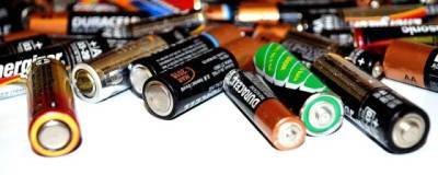 Батарея с древесным электролитом проводит ток в 100 раз эффективнее