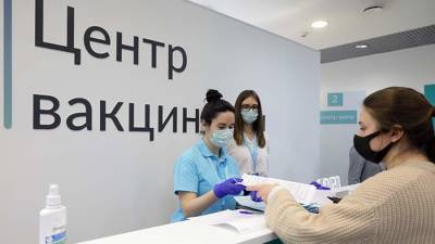 Путин поручил давать россиянам два выходных за вакцинацию от коронавируса