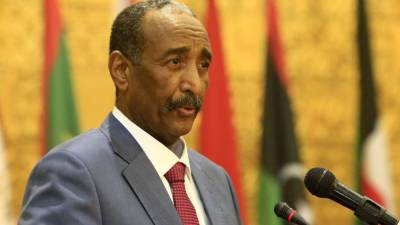 Главком ВС Судана аль-Бурхан распустил кабмин и объявил чрезвычайное положение в стране