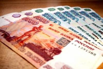 Россияне стали тратить на обслуживание кредитов более трети своего дохода
